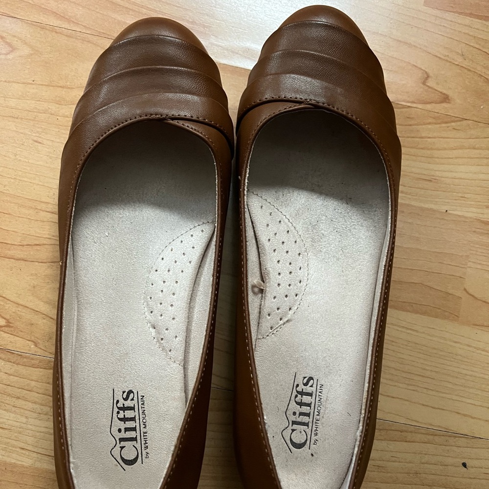 Women’s flats for sale
